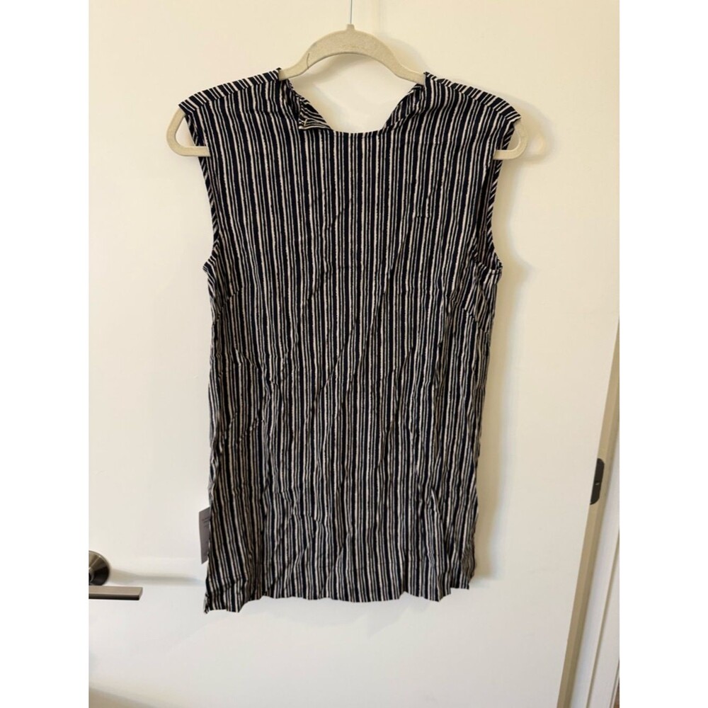 NWT MM.LaFleur Dark Navy and White Striped Sleeveless Tank